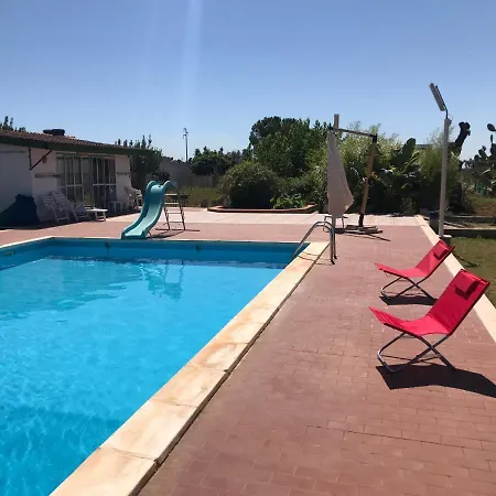 Sans-souci *